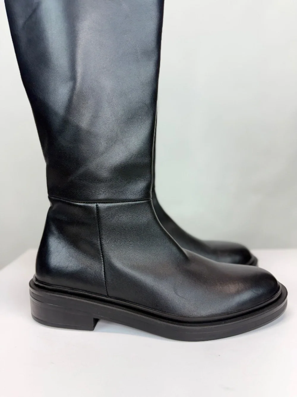 La CANADIENNE Black Leather Over-the-Knee Riding Boots